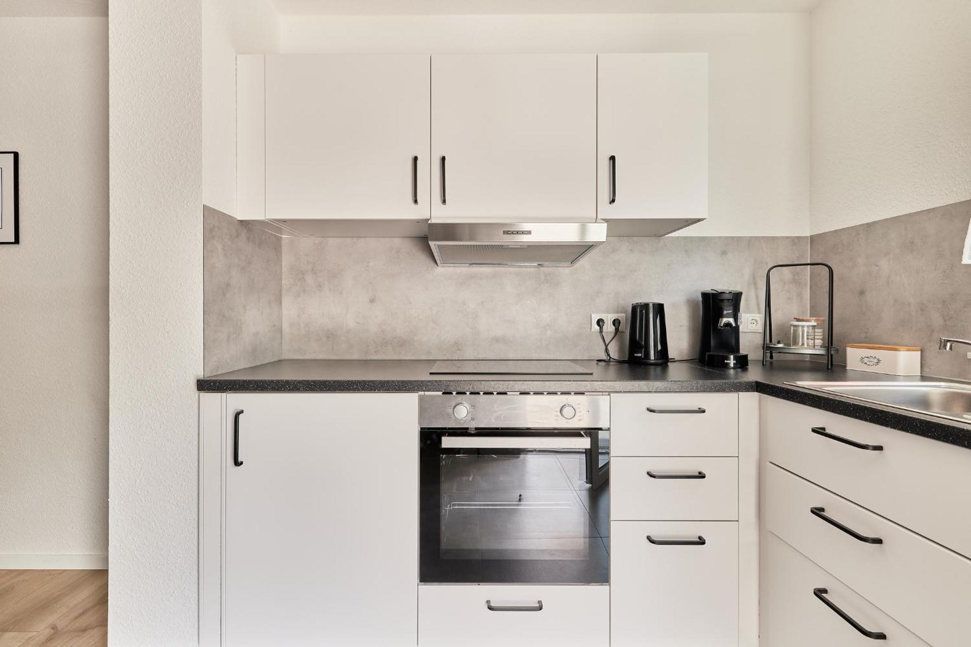 Ela Apartments Манхайм Екстериор снимка
