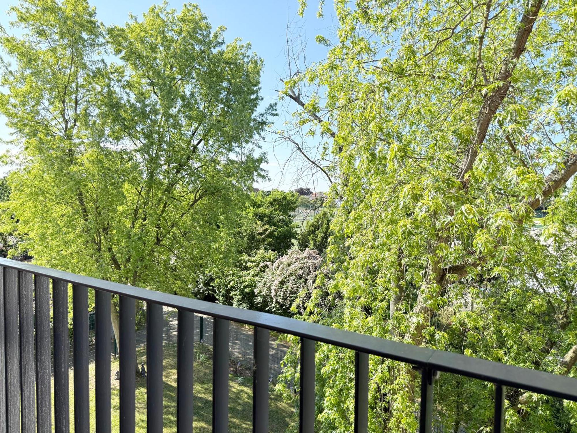 Ela Apartments Манхайм Стая снимка