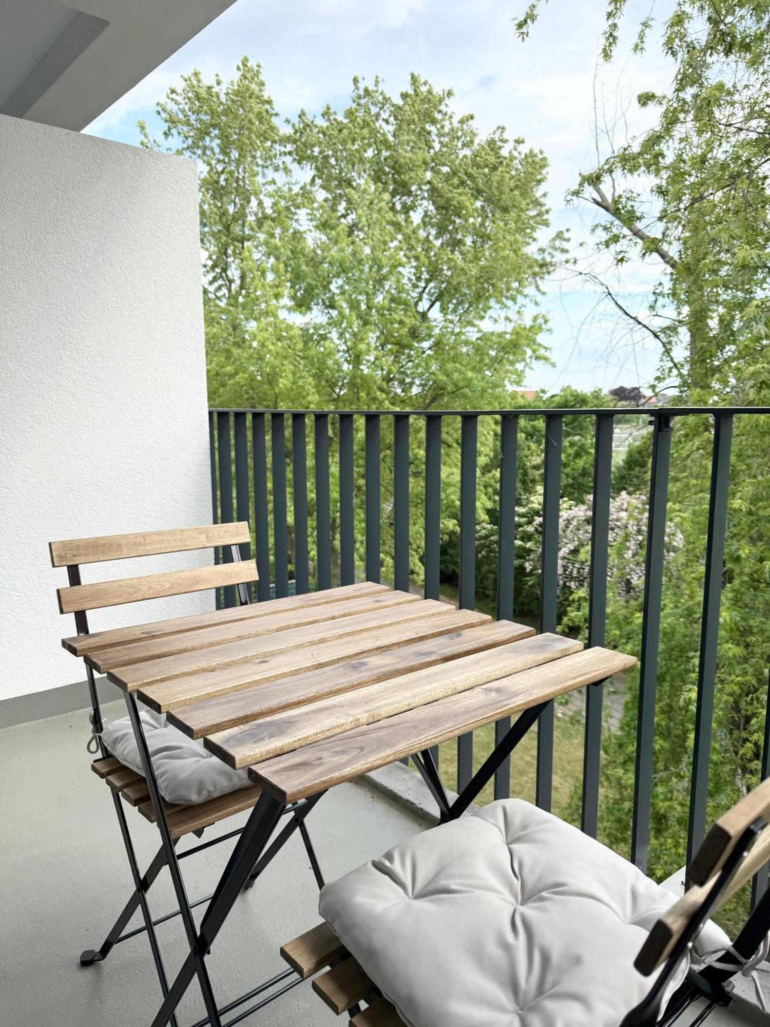 Ela Apartments Манхайм Екстериор снимка